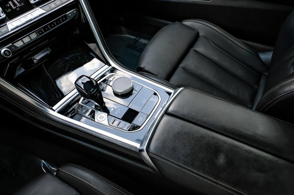 Used 2019 BMW M850i xDrive Coupe w/ Driving Assistance Package AWD/4WD image 21