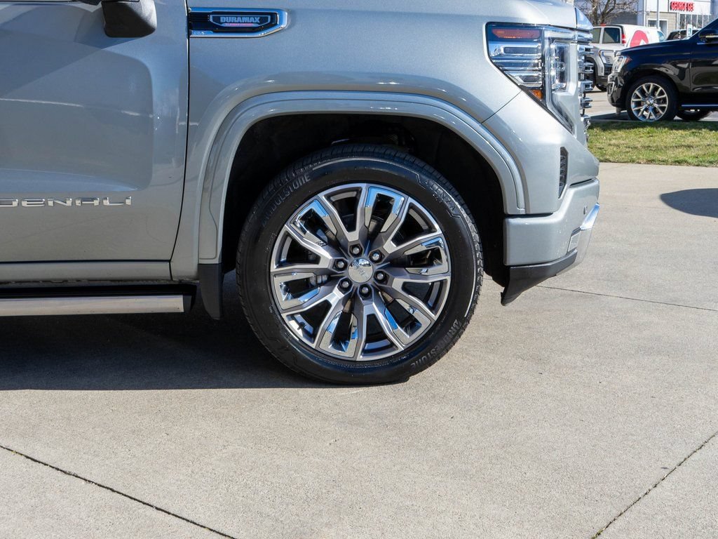 Used 2024 GMC Sierra 1500 Denali w/ Denali Reserve Package AWD/4WD image 40