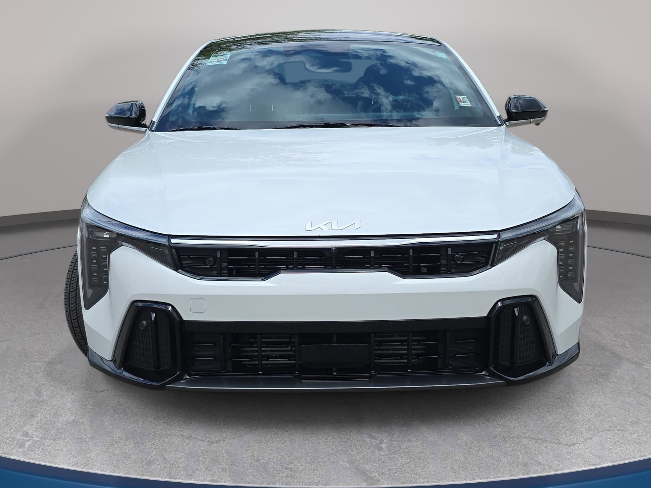 Used 2025 Kia K4 GT-Line Turbo FWD image 2