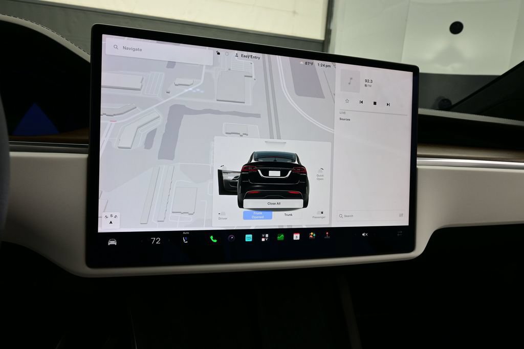Used 2023 Tesla Model X AWD/4WD image 10