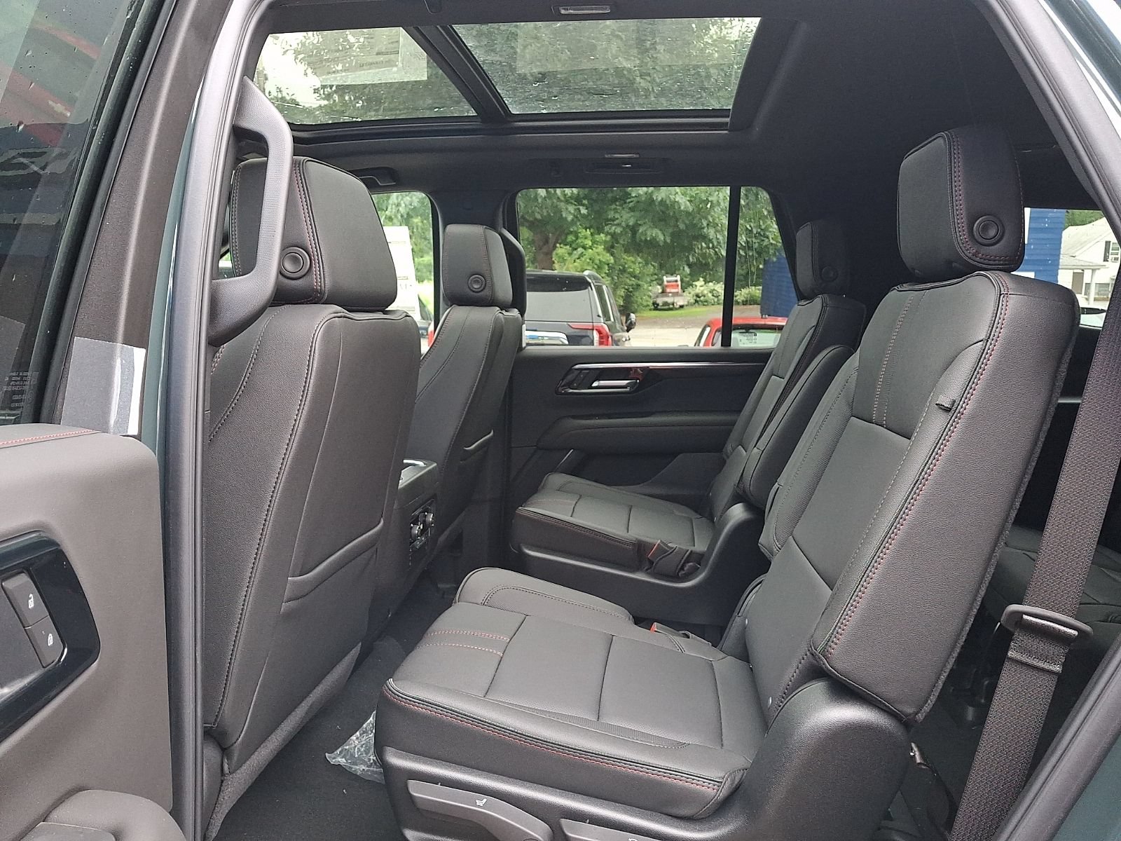 New 2026 Chevrolet Tahoe RST w/ Comfort Package AWD/4WD image 11