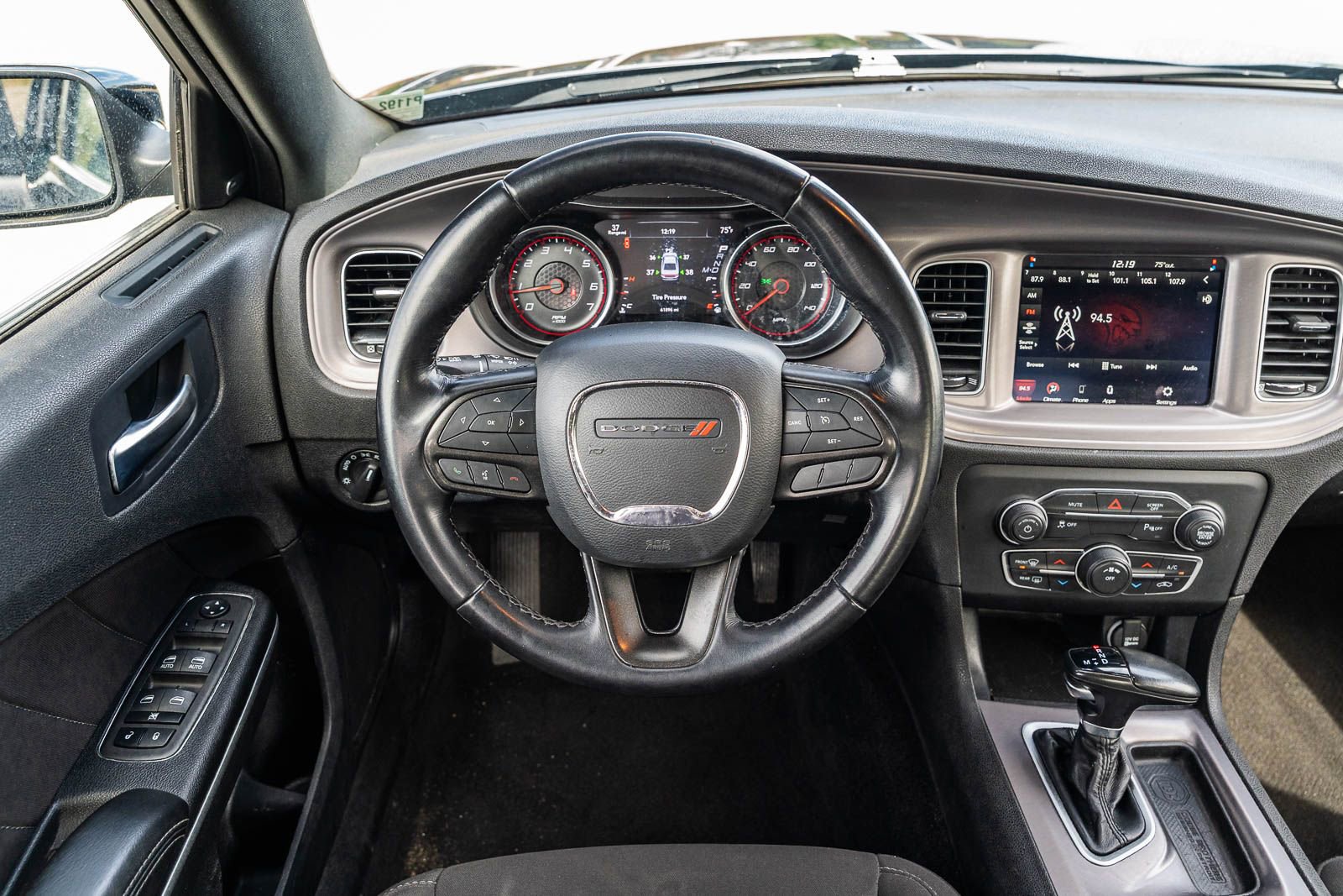 Used 2023 Dodge Charger SXT image 22