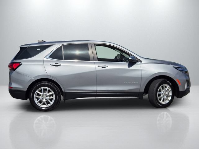 Used 2024 Chevrolet Equinox LT FWD image 3