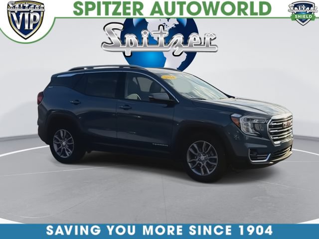 Used 2024 GMC Terrain SLT FWD image 2