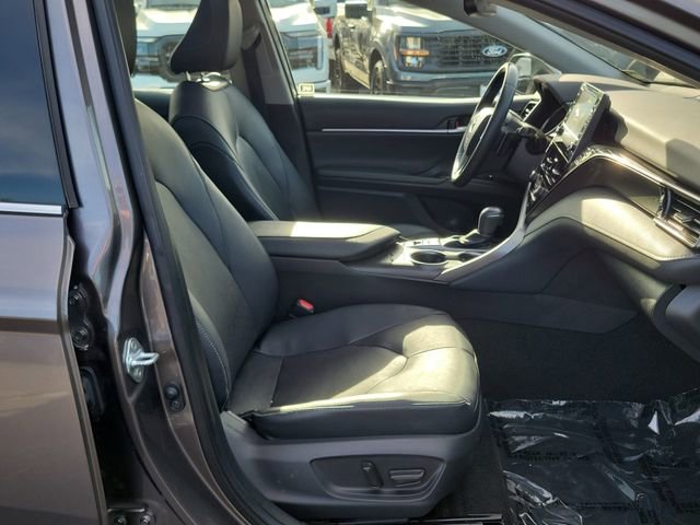 Used 2021 Toyota Camry XSE FWD image 18