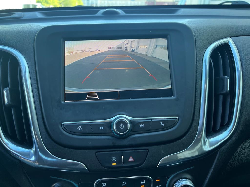 Used 2022 Chevrolet Equinox LT AWD/4WD image 24