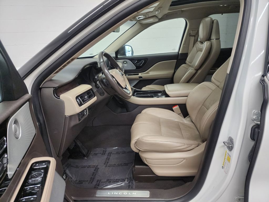 Used 2021 Lincoln Aviator Reserve w/ Equipment Group 202A AWD/4WD image 12