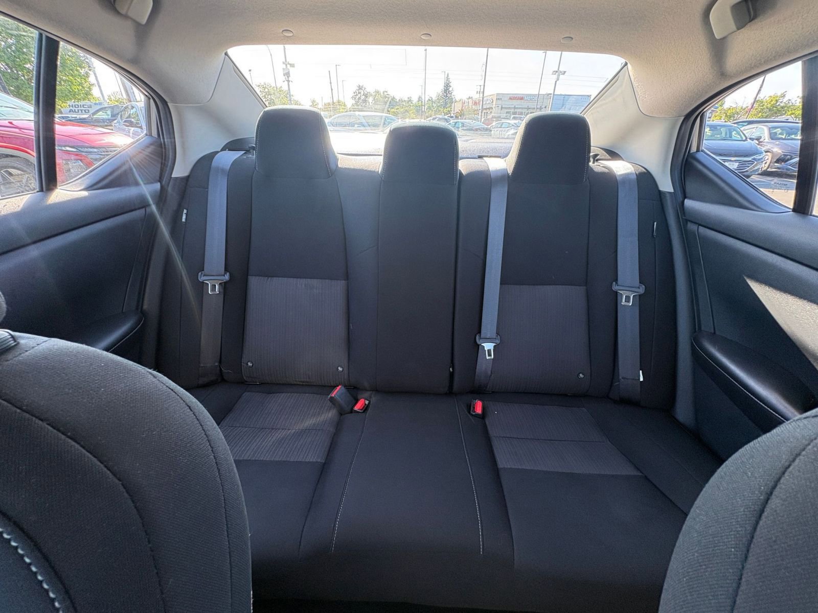 Used 2025 Nissan Sentra SV FWD image 36