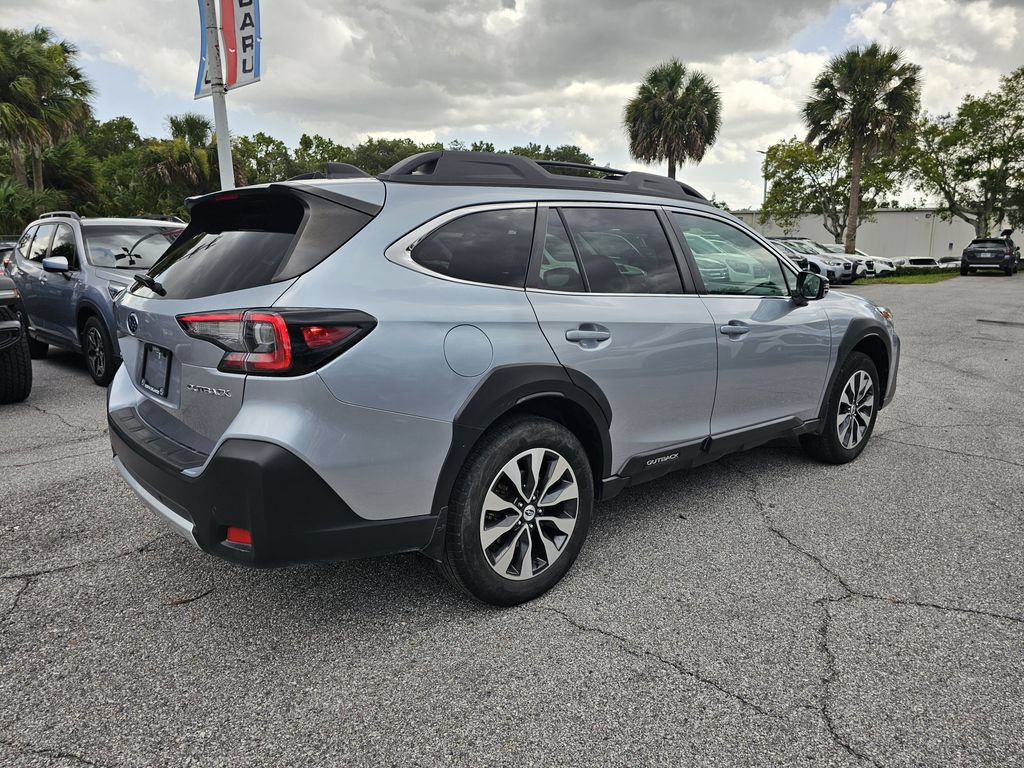 Certified 2023 Subaru Outback Limited AWD/4WD image 3