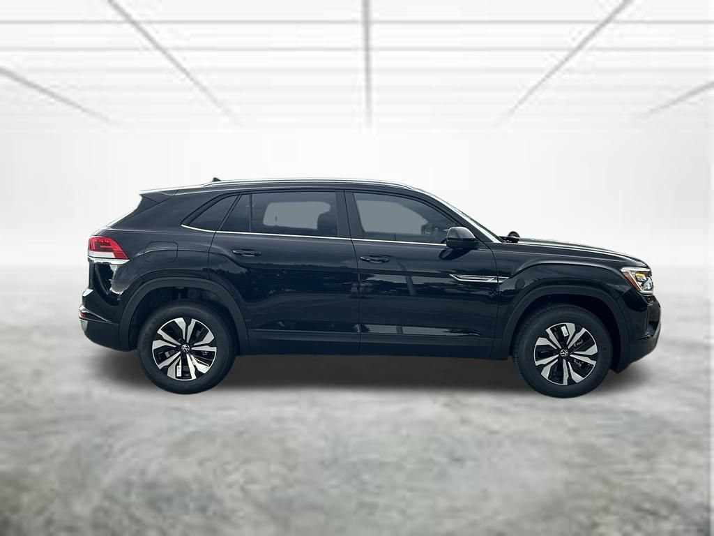 New 2026 Volkswagen Atlas Cross Sport SE FWD image 3
