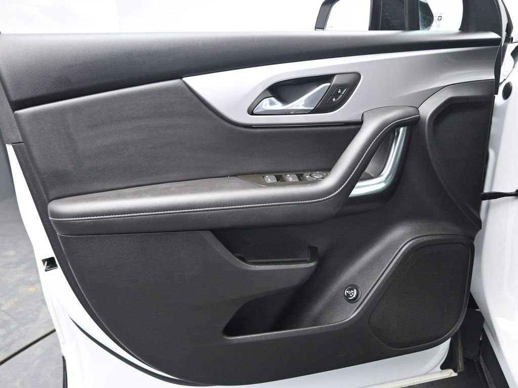 Used 2023 Chevrolet Blazer LT image 26