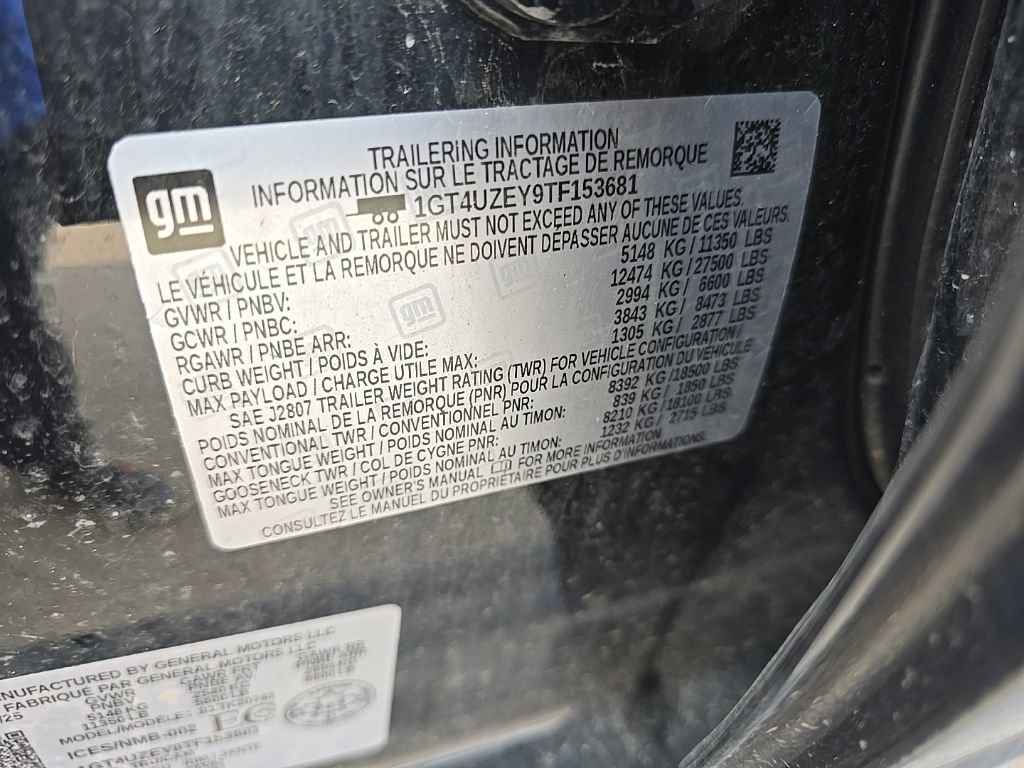 Used 2026 GMC Sierra 2500 AT4X w/ LPO, Black Badging Package AWD/4WD image 17
