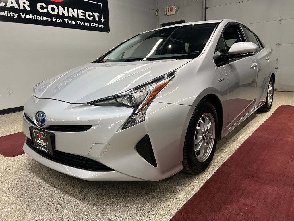 Used 2017 Toyota Prius Four w/ Advanced Technology Package image 4