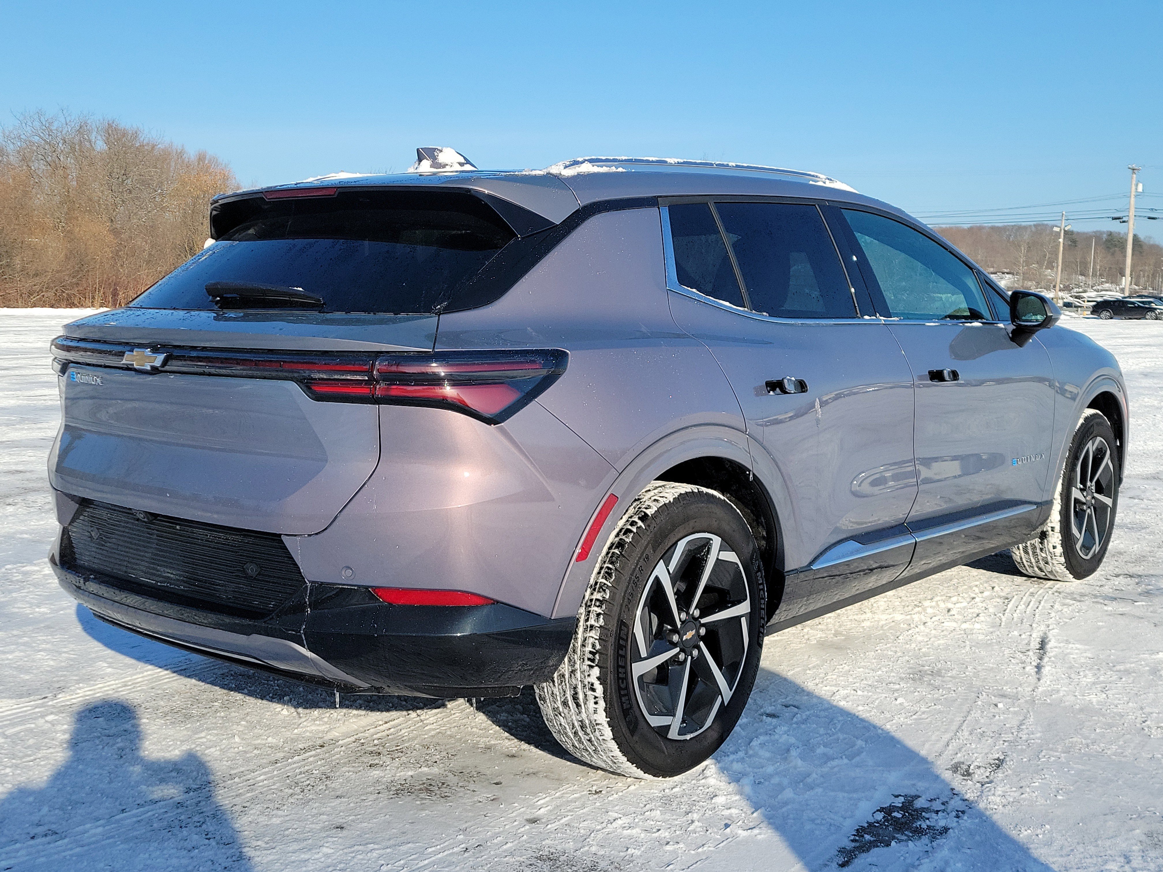 Used 2025 Chevrolet Equinox EV LT w/ Convenience Package image 5