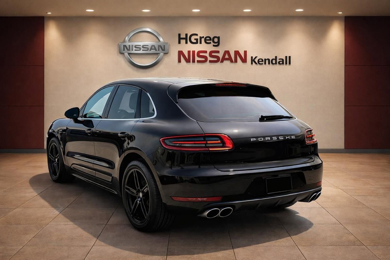 Used 2016 Porsche Macan Turbo image 2
