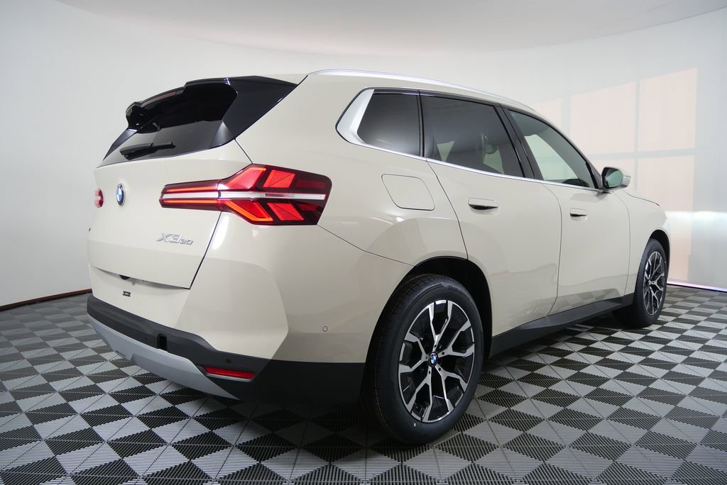 Used 2026 BMW X3 xDrive30 w/ Convenience Package image 3