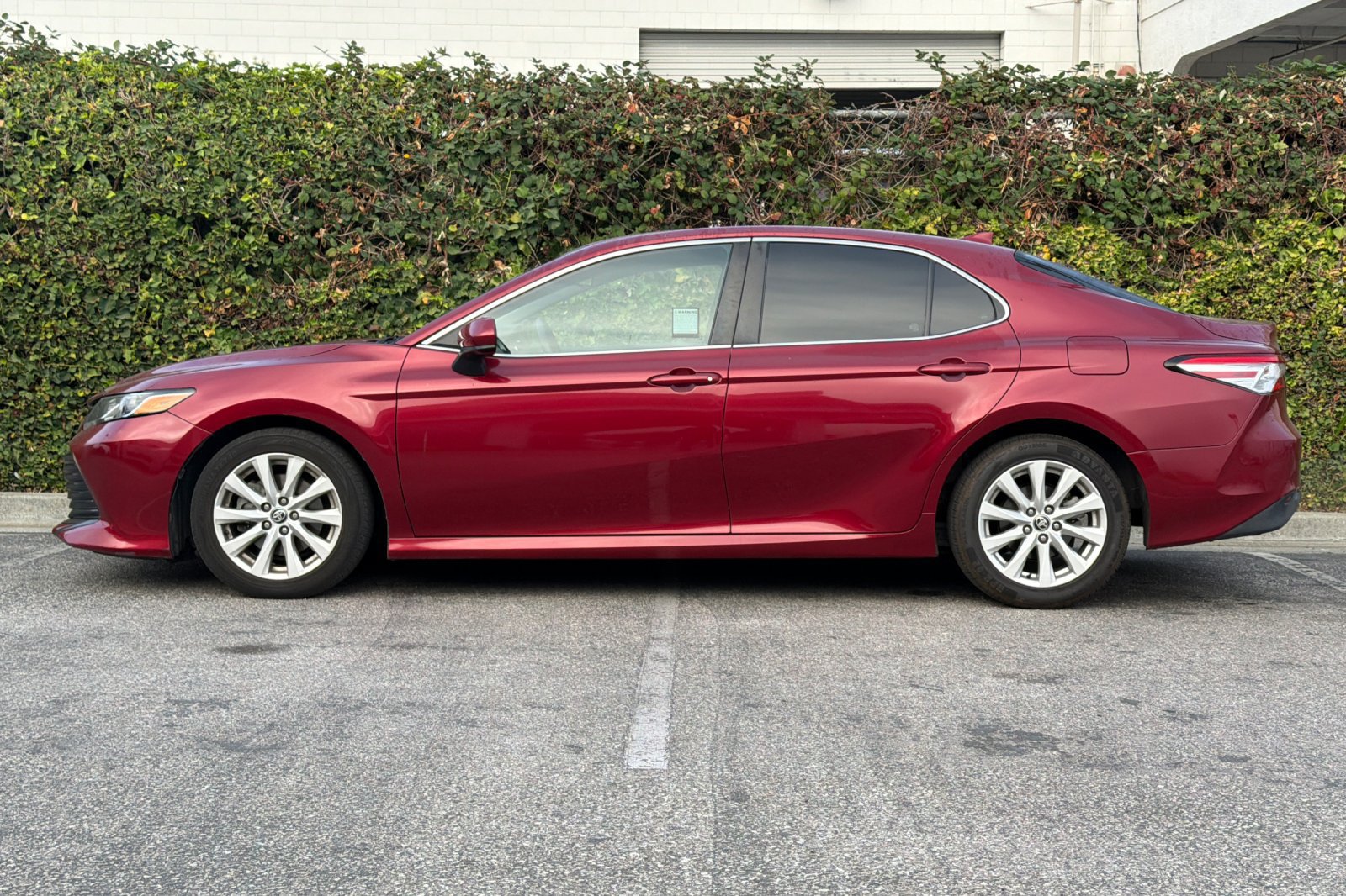 Used 2020 Toyota Camry LE w/ Carpet Mat Package FWD image 7