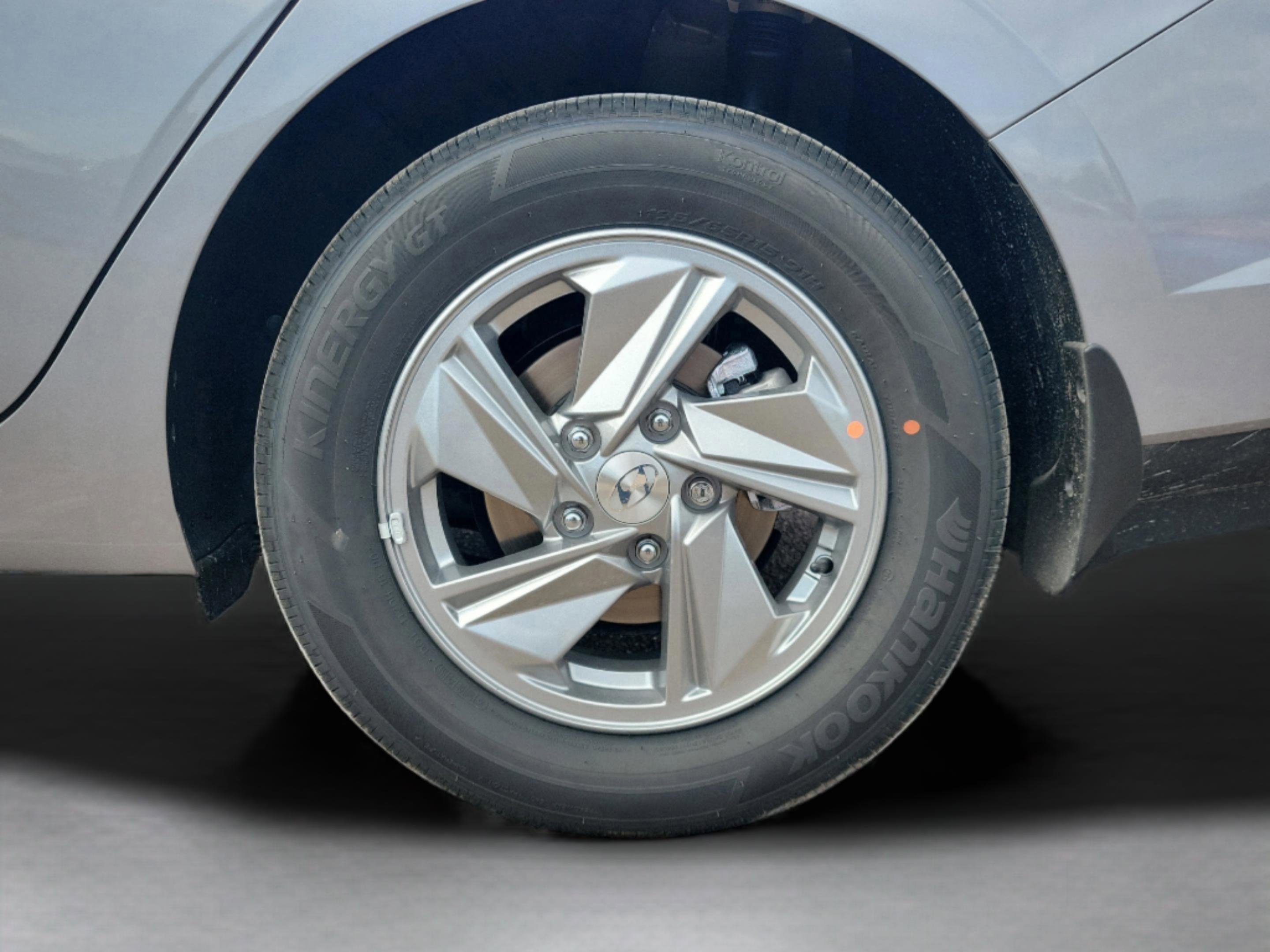 New 2026 Hyundai Elantra SE image 33