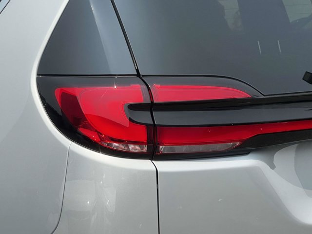 Used 2026 Chrysler Pacifica Select FWD image 8