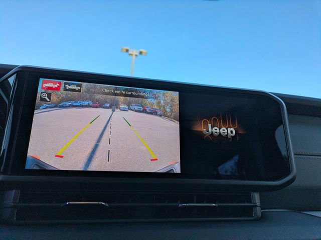 New 2026 Jeep Gladiator Mojave w/ Technology Group image 22