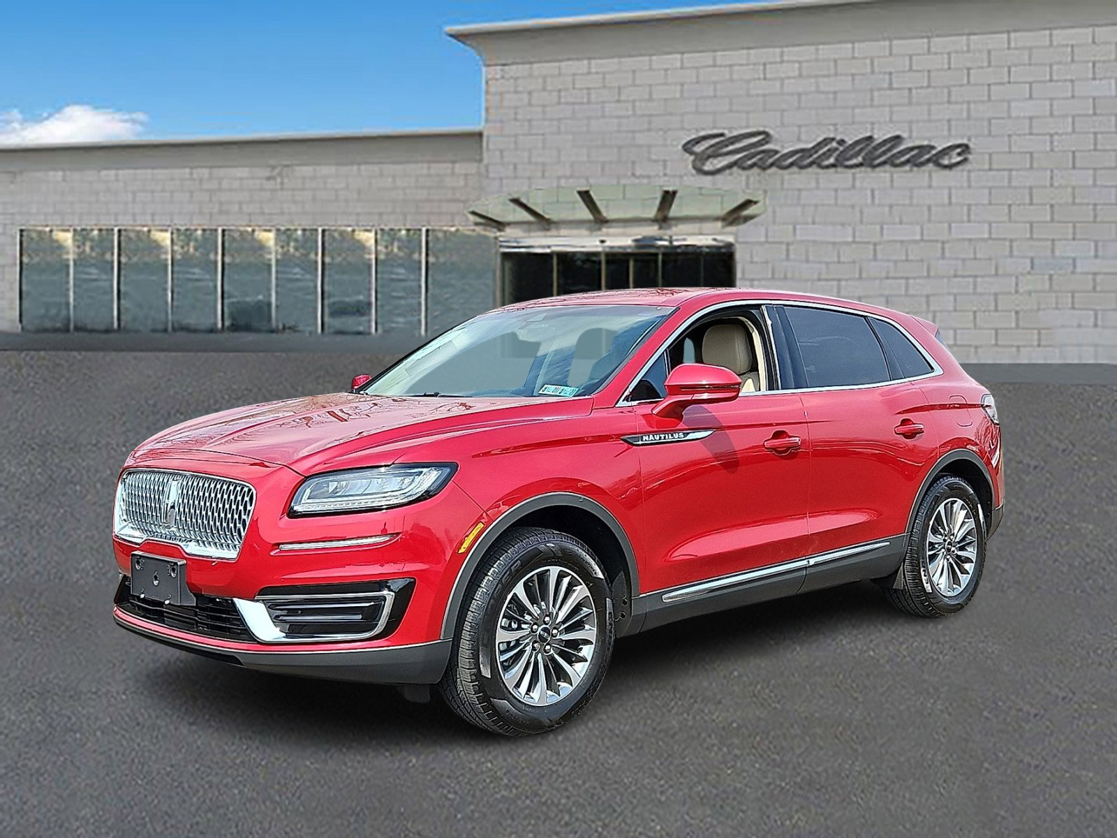 Used 2020 Lincoln Nautilus FWD w/ Equipment Group 101A image 1