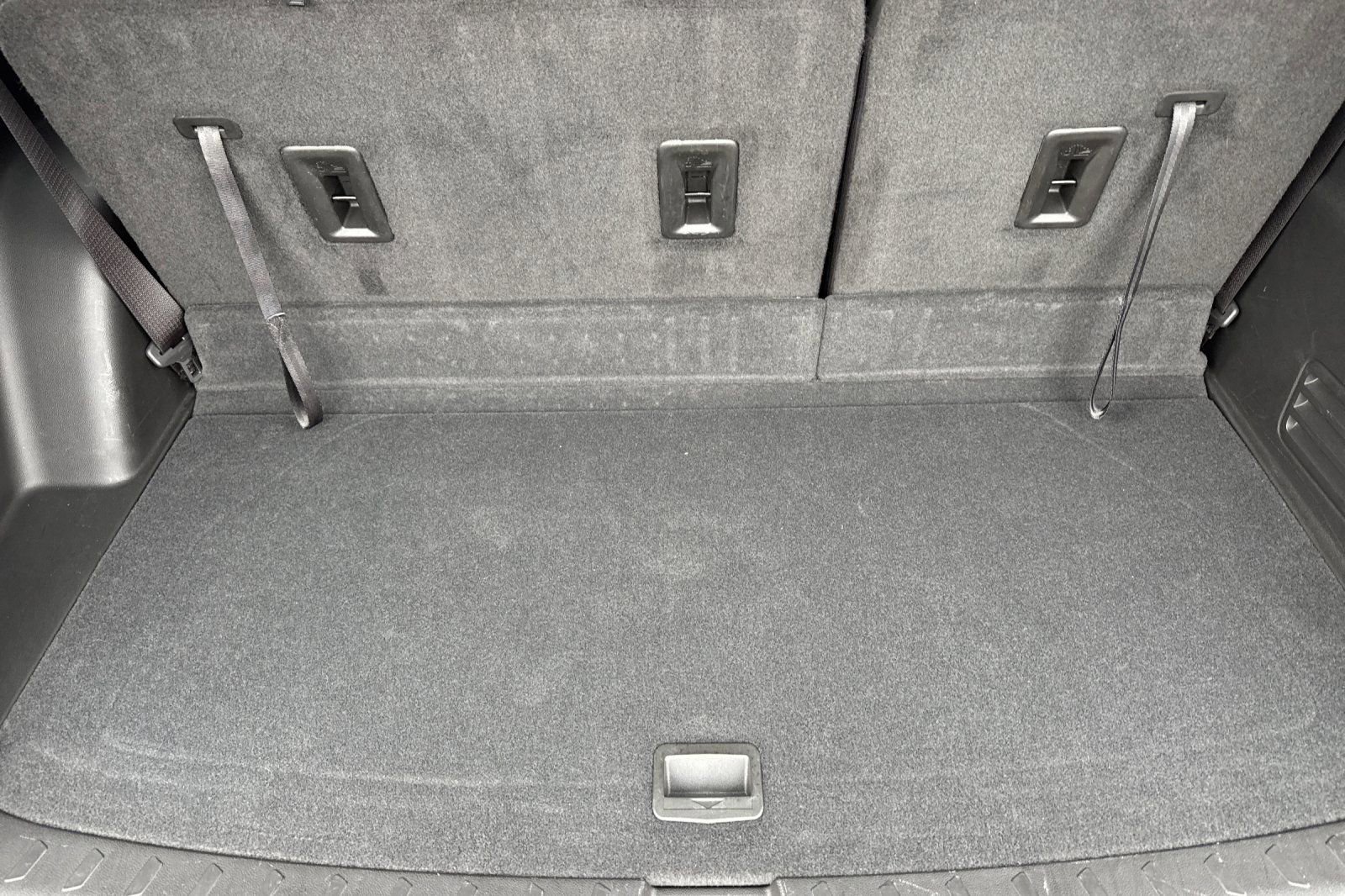 Certified 2022 Chevrolet Traverse LT w/ LPO, Floor Liner Package image 17