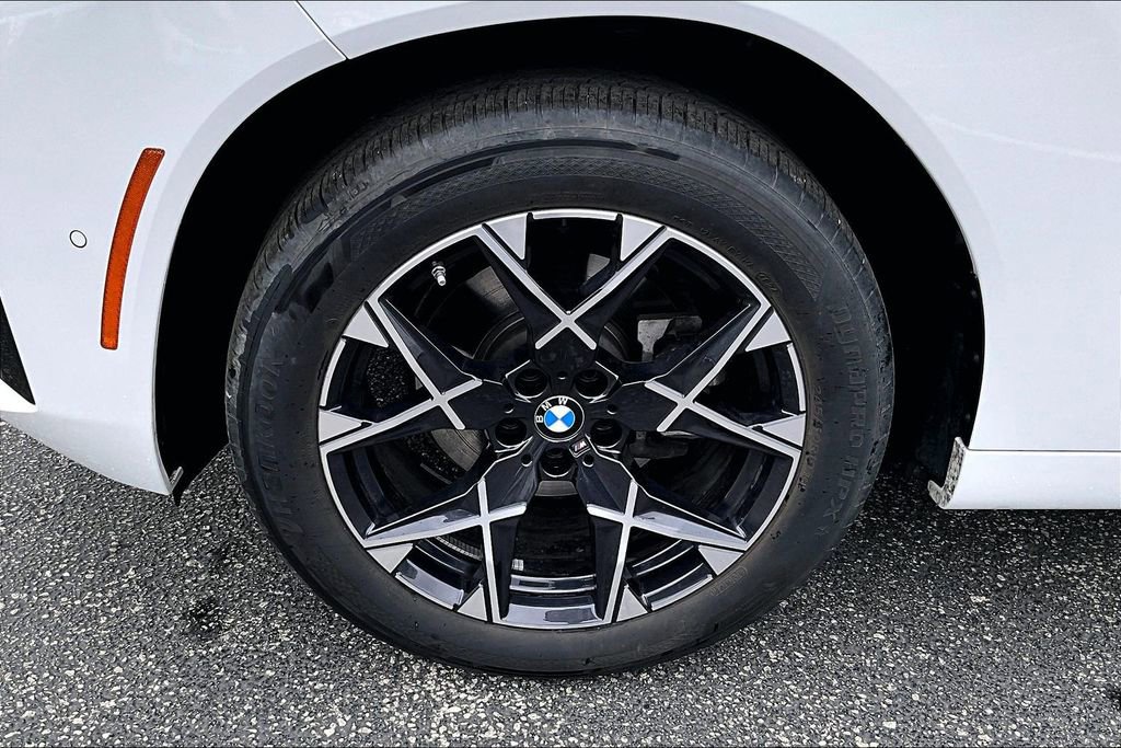 Used 2025 BMW X3 xDrive30i w/ M Sport Package image 11
