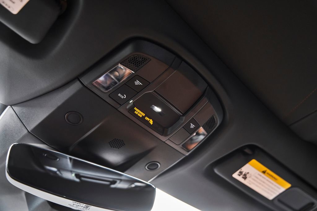 Used 2025 Lamborghini Revuelto AWD/4WD image 81
