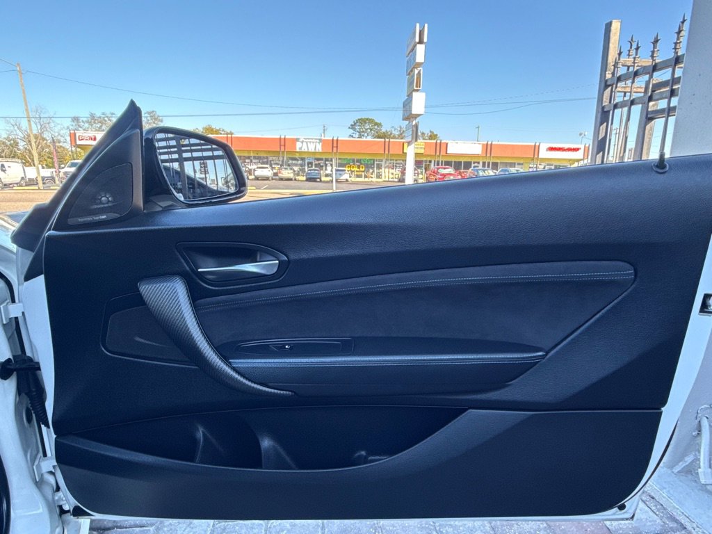 Used 2017 BMW M2 image 32