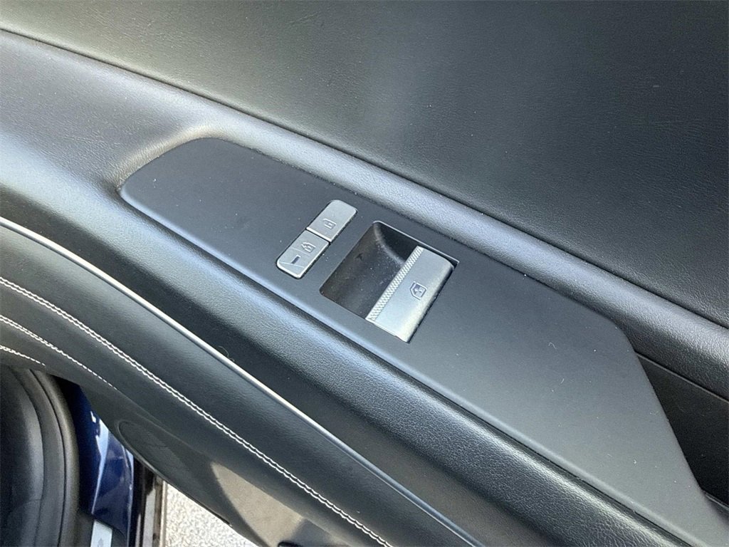 Used 2024 Genesis GV80 2.5T image 32