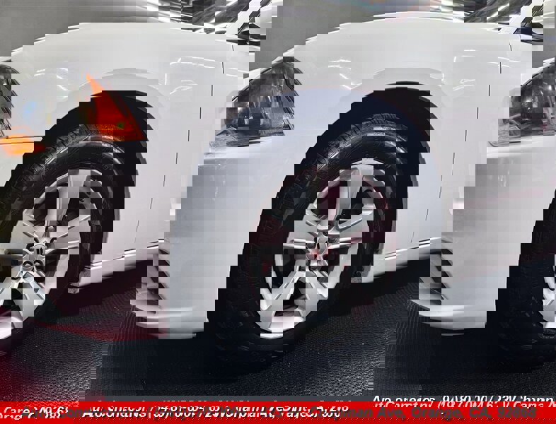 Used 2011 Dodge Charger SE RWD image 26