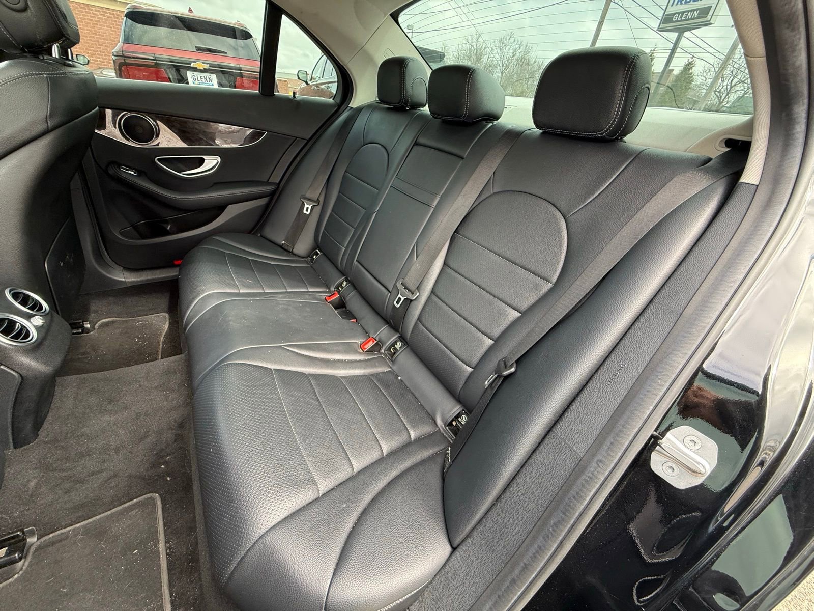 Used 2018 Mercedes-Benz C 300 4MATIC Sedan image 23