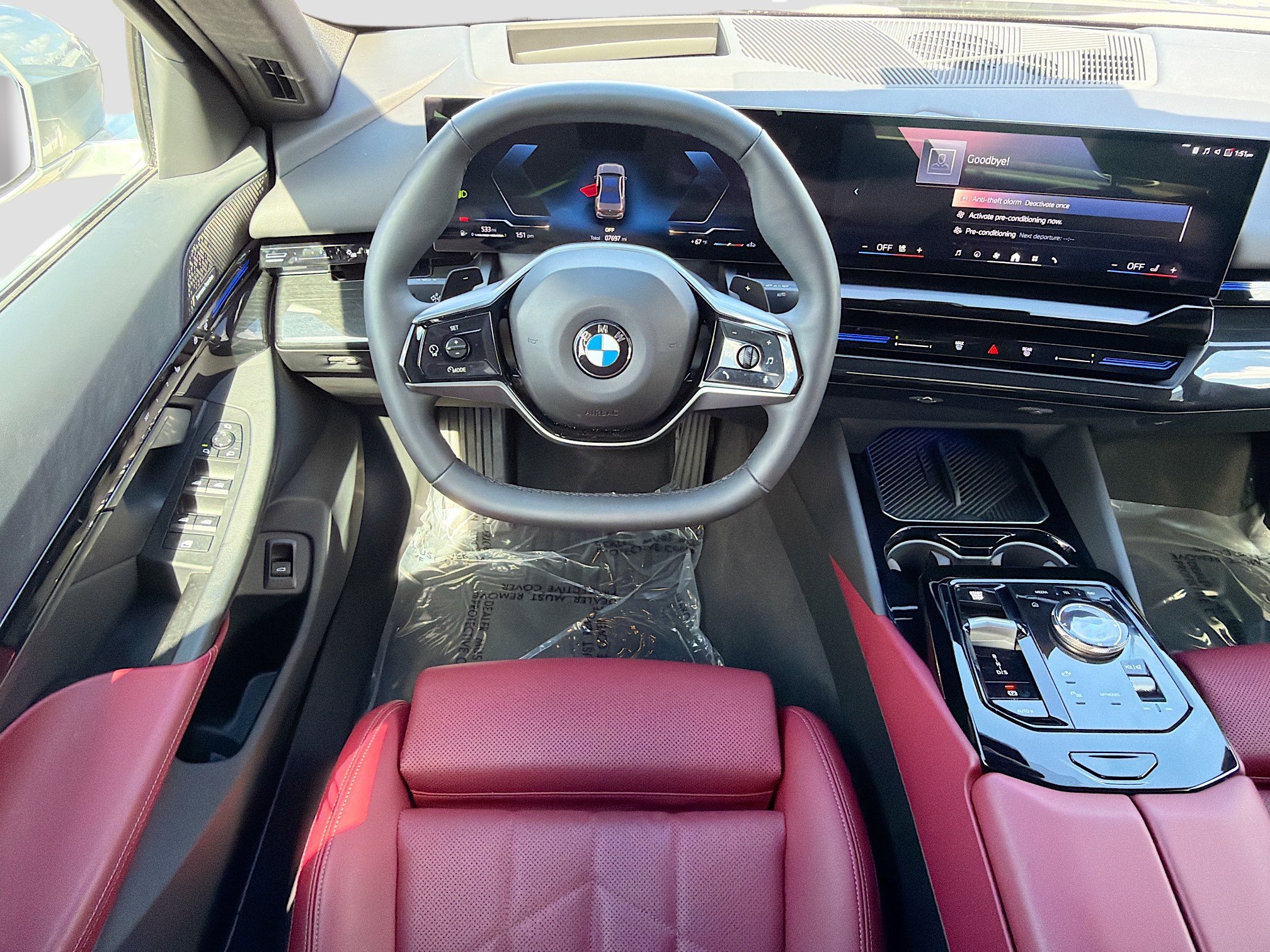 Used 2025 BMW 530i w/ Premium Package image 17