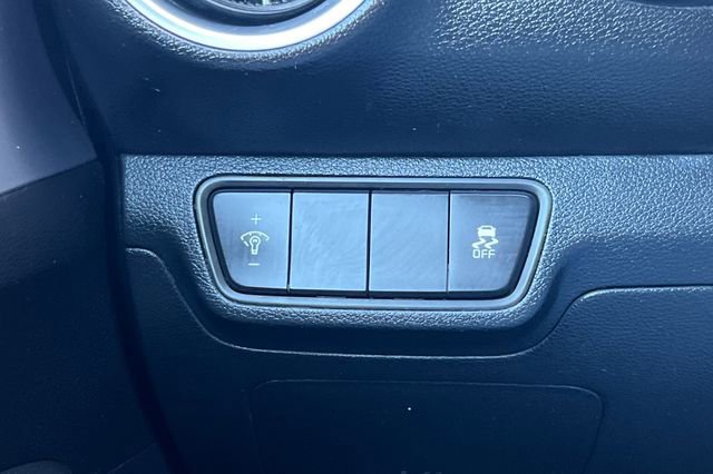 Used 2024 Kia Forte LXS FWD image 30
