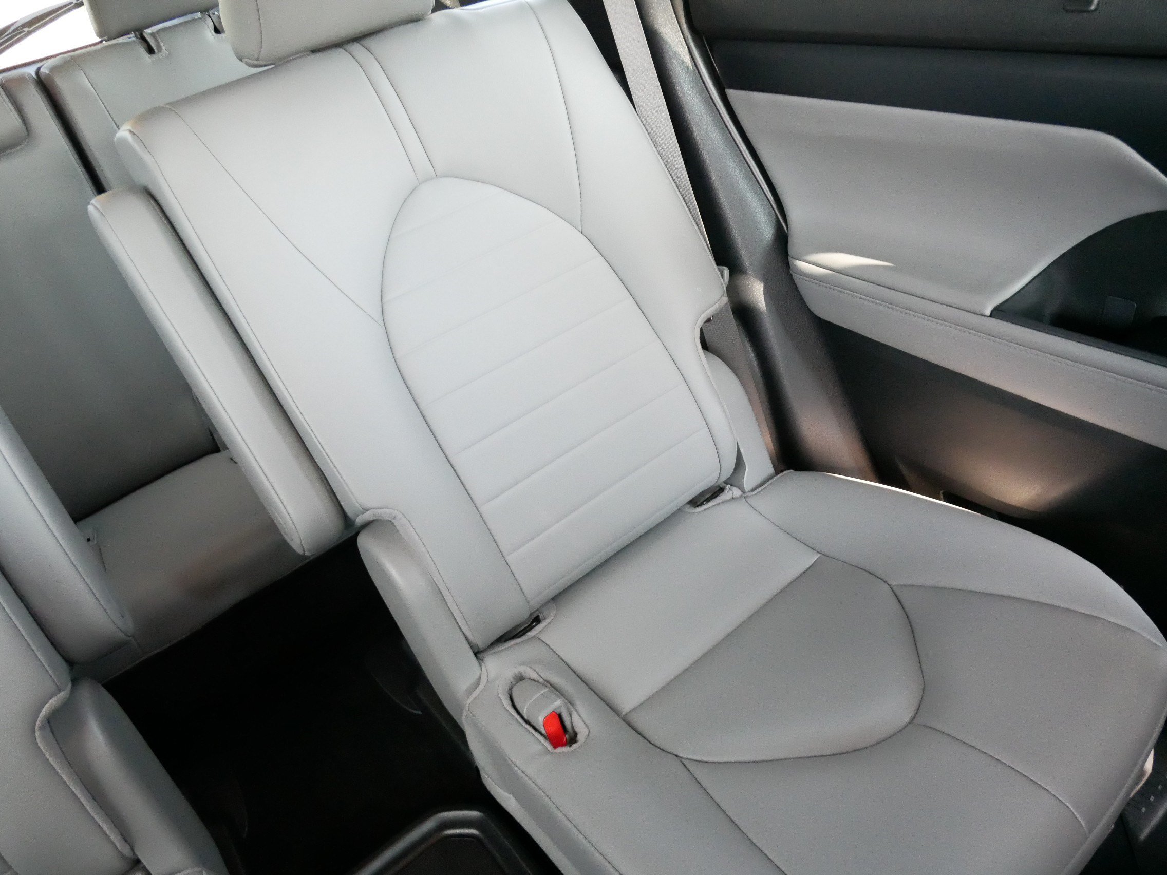 Certified 2026 Toyota Highlander XLE AWD/4WD image 14