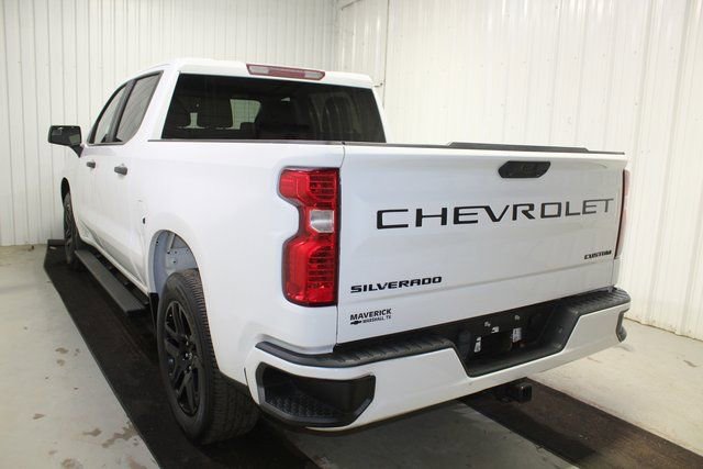Used 2023 Chevrolet Silverado 1500 Custom w/ LPO, Dark Essentials Package image 4