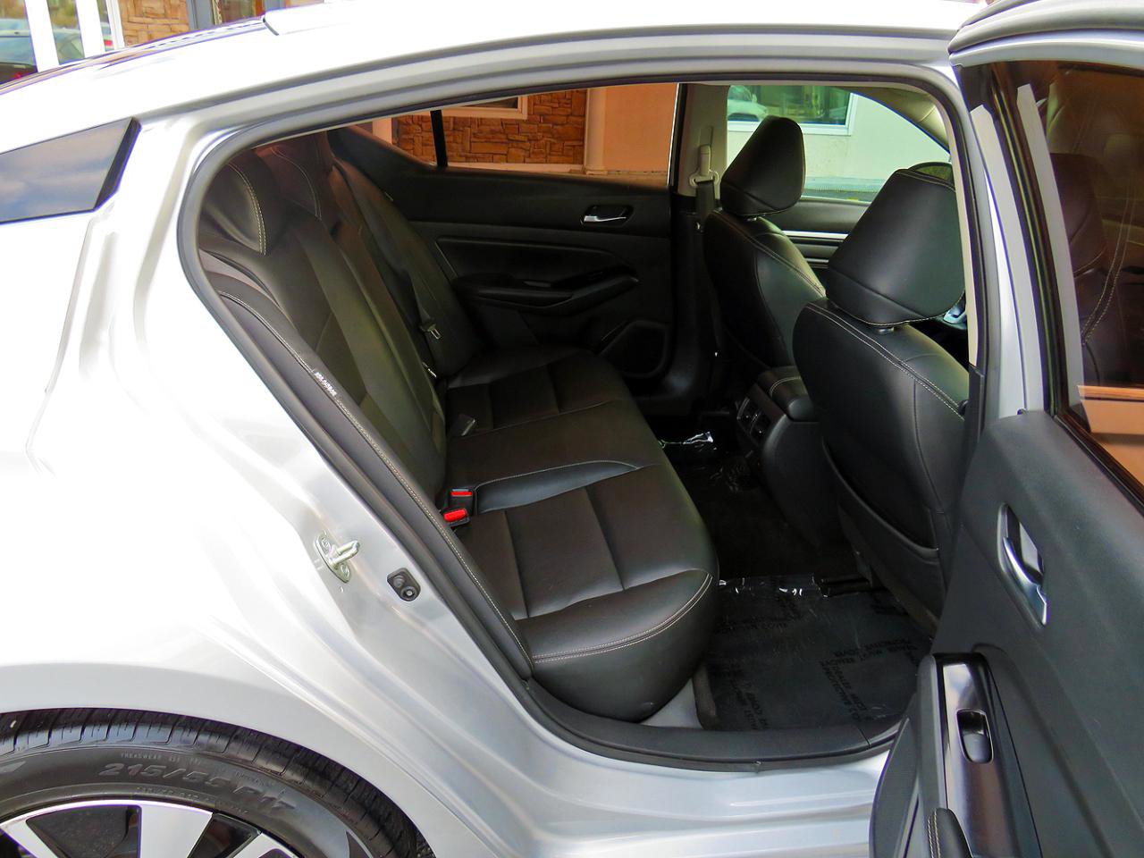 Used 2021 Nissan Altima 2.5 SL FWD image 14