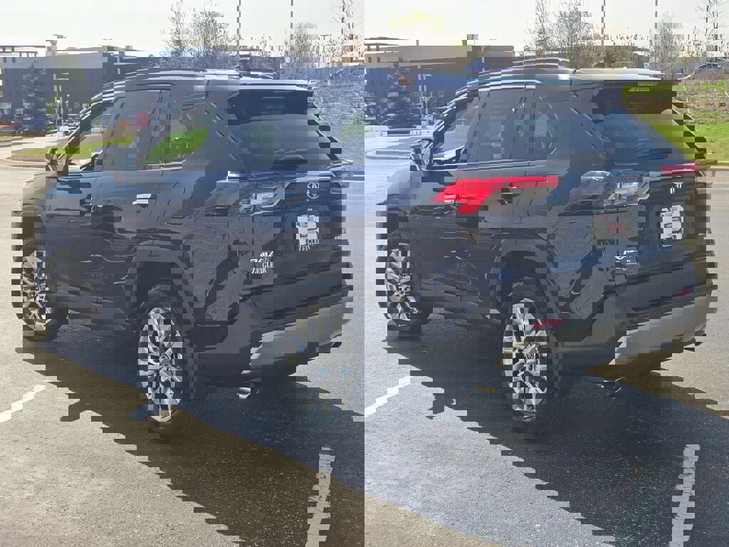 Used 2025 Toyota RAV4 Limited w/ Advanced Technology Package image 14