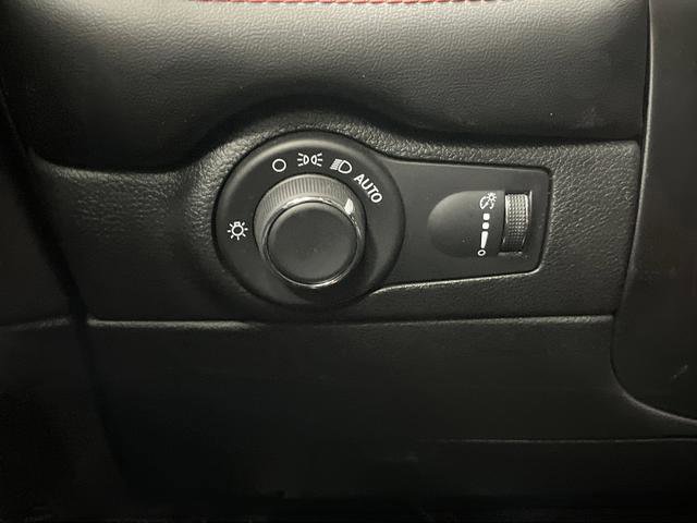 Certified 2024 Dodge Durango GT image 25