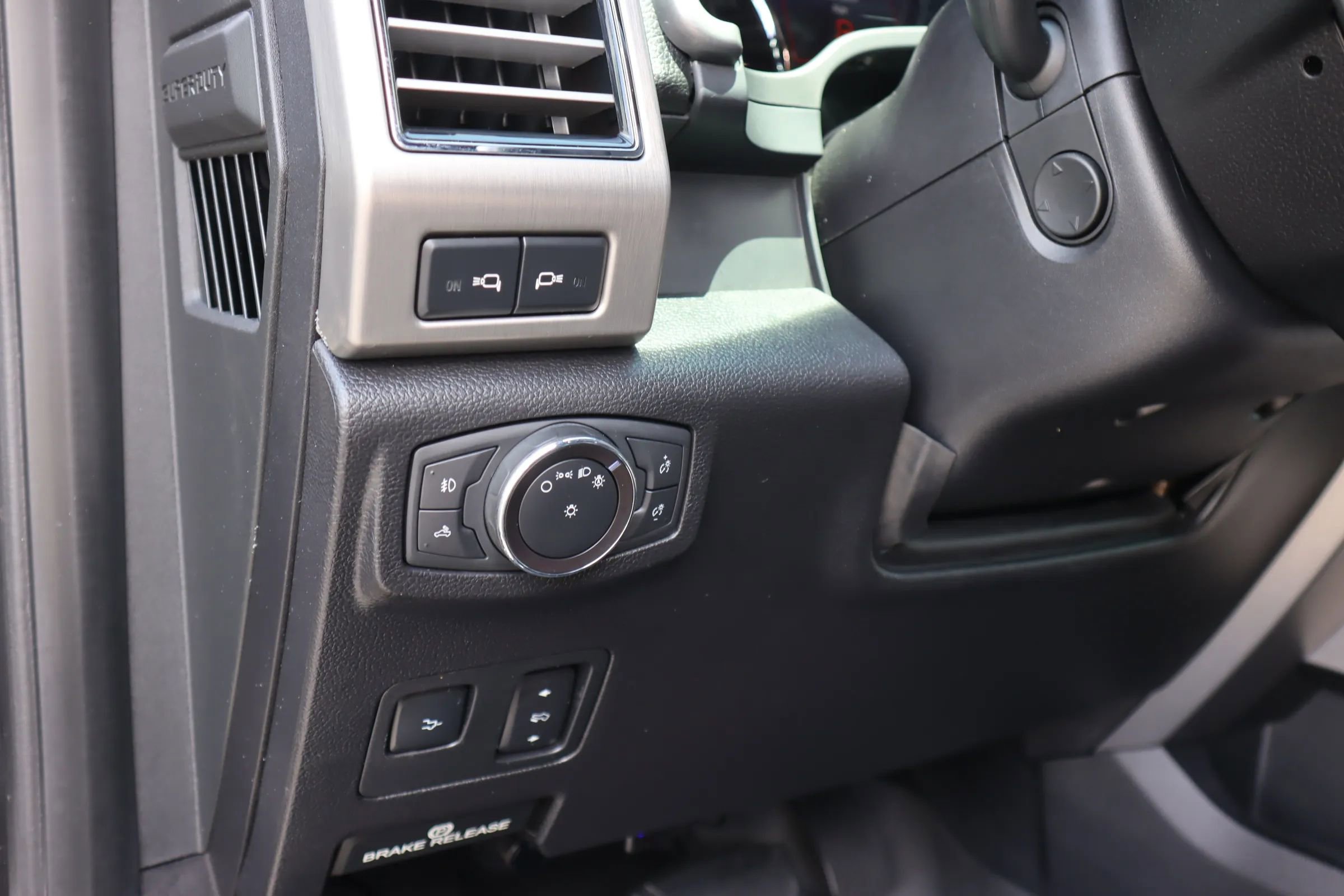 Used 2019 Ford F450 Platinum w/ Platinum Ultimate Package image 15