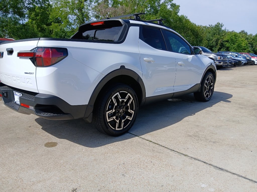 Used 2025 Hyundai Santa Cruz Limited AWD/4WD image 5