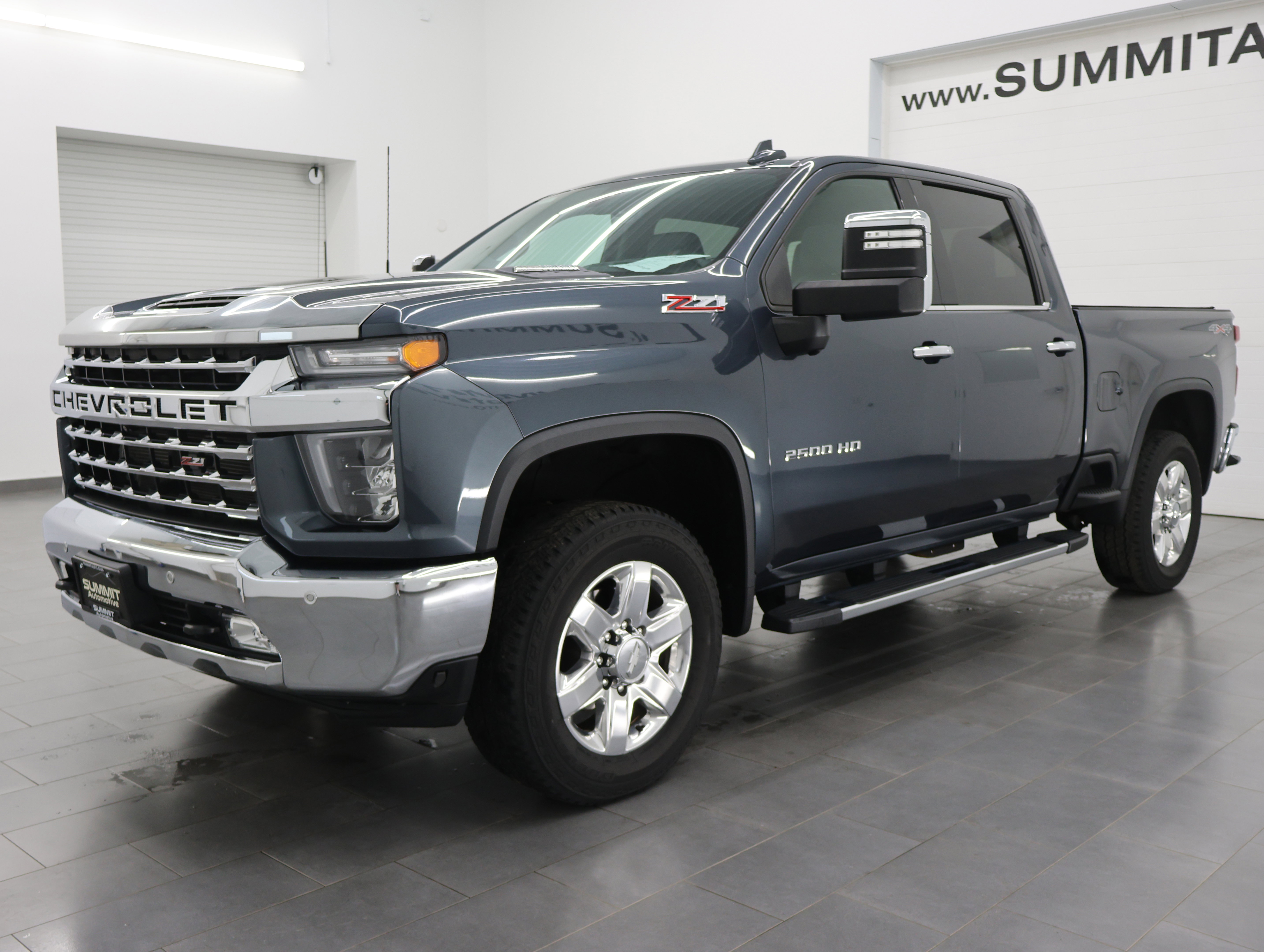 Used 2020 Chevrolet Silverado 2500 LTZ w/ LTZ Premium Package AWD/4WD image 7
