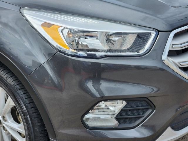 Used 2018 Ford Escape SE w/ Ford Safe & Smart Package image 8