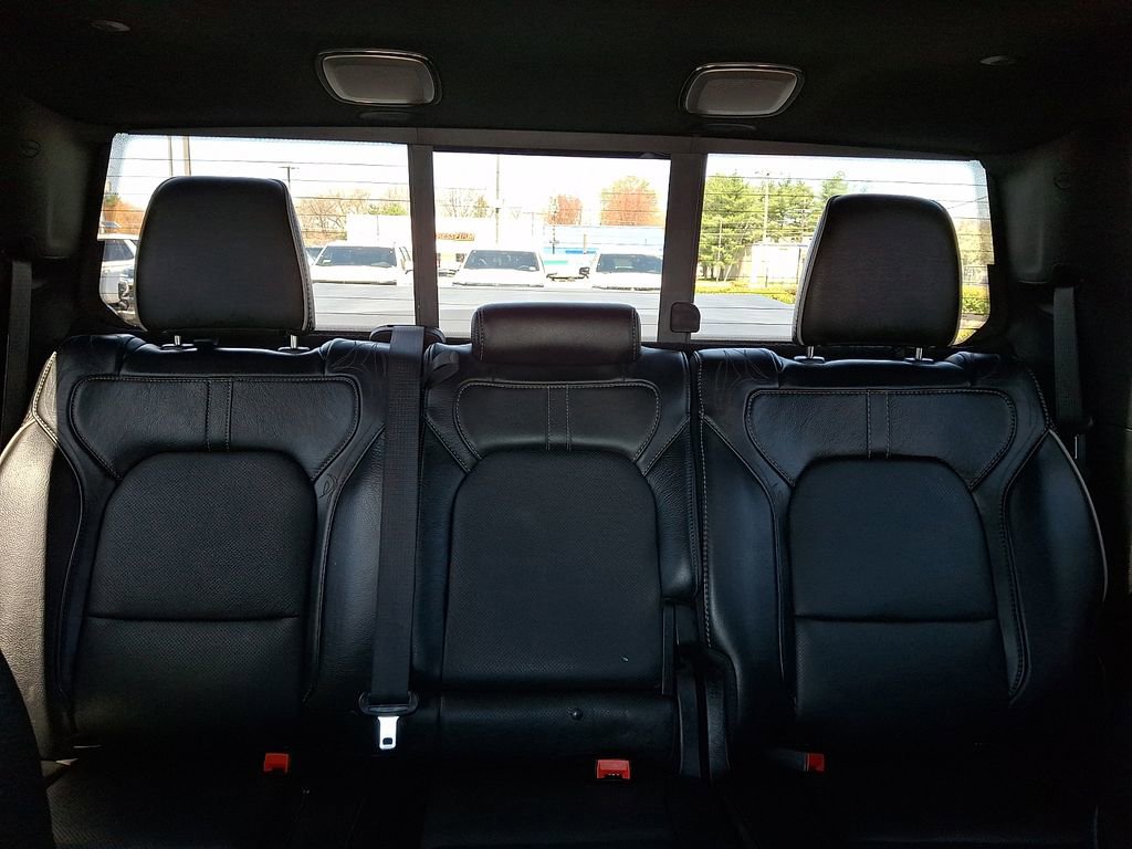 Used 2020 RAM 1500 Limited w/ Black Appearance Package AWD/4WD image 20