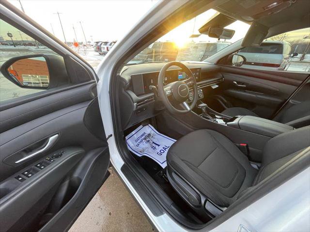 New 2026 Hyundai Tucson SE AWD/4WD image 8