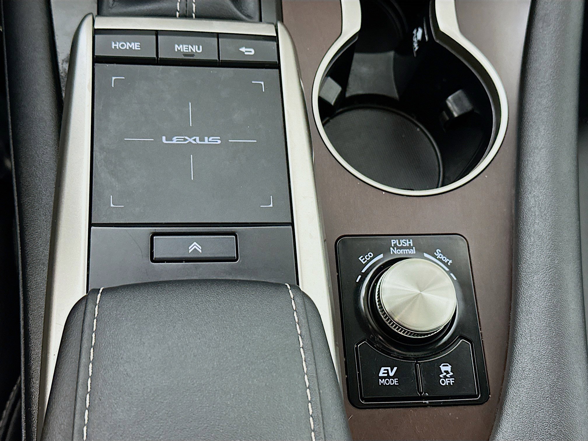 Certified 2022 Lexus RX 450h AWD w/ Premium Package image 19