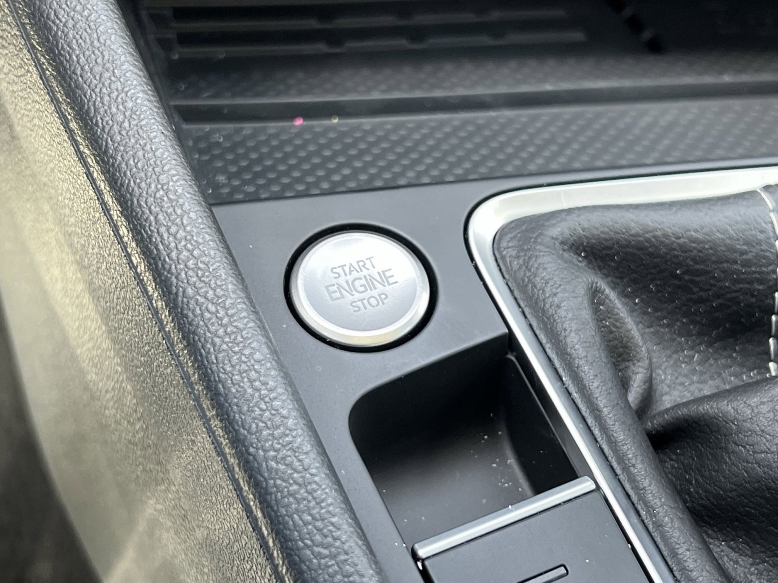 Used 2026 Volkswagen Jetta SE image 42