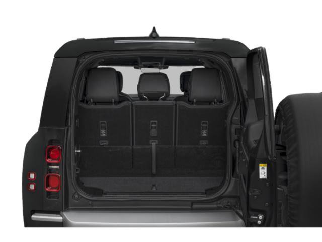 New 2025 Land Rover Range Rover Long Wheelbase SE image 8