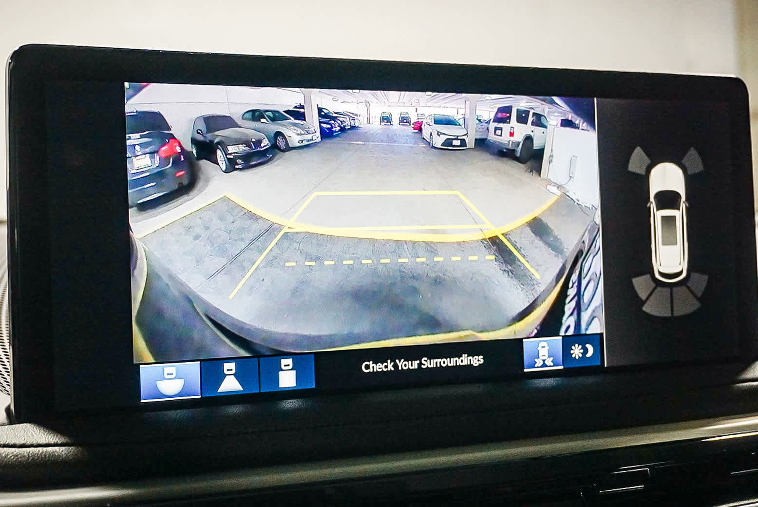 Used 2025 Acura MDX SH-AWD w/ Technology Package image 28