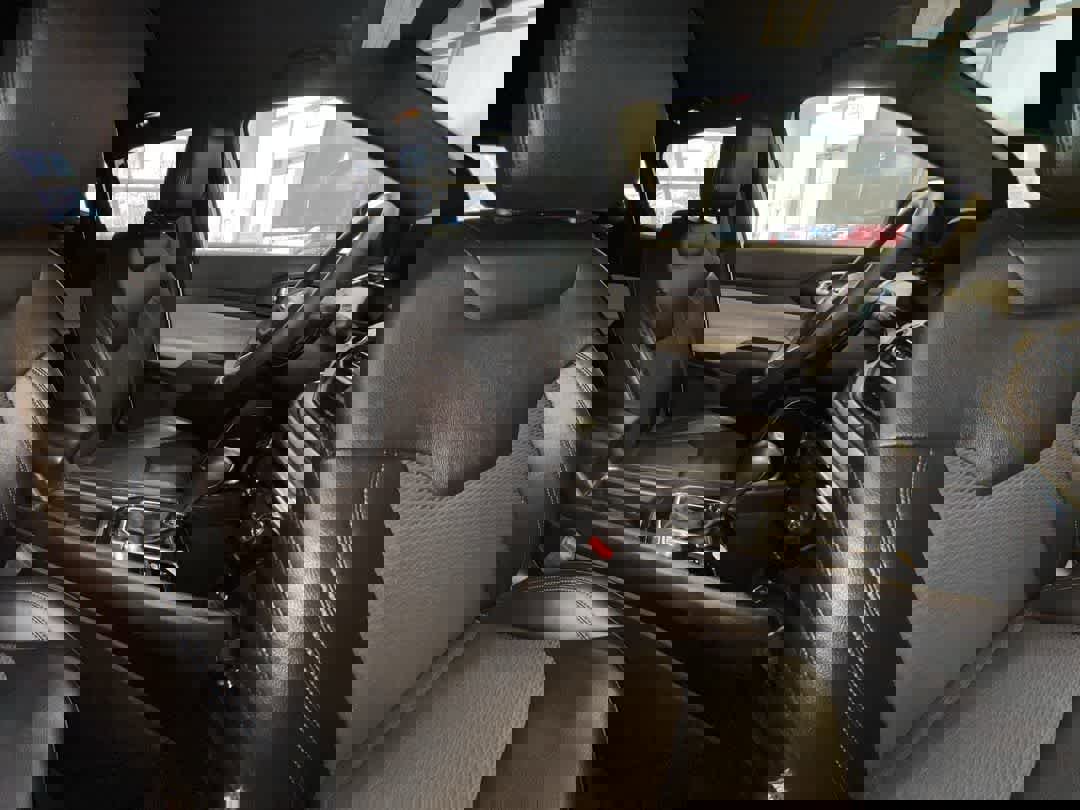 Used 2024 Jeep Compass Latitude image 25